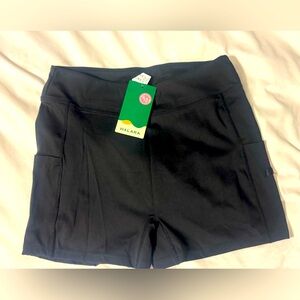 Halara Women's Black Biker Shorts NWT Medium